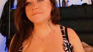ι, νу ммιℓℓєя nude on webcam in her Live Sex Chat Room