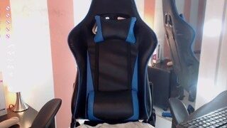 ?, ?????? ? nude on webcam in her Live Sex Chat Room