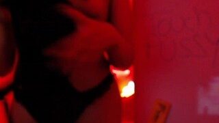 jellyjoylis nude on webcam in her Live Sex Chat Room
