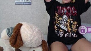 angelin-cute nude on webcam in her Live Sex Chat Room