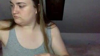 chloee_sweety nude on webcam in her Live Sex Chat Room