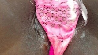 Eliette nude on webcam in her Live Sex Chat Room