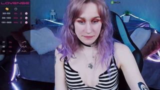Erika_Miller naked stripping on cam for live sex video chat