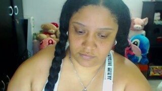 ?, MillaRobertss? nude on webcam in her Live Sex Chat Room