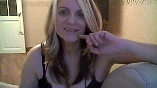 Flight_light naked stripping on cam for live sex video chat