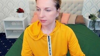 gloriabrut nude on webcam in her Live Sex Chat Room