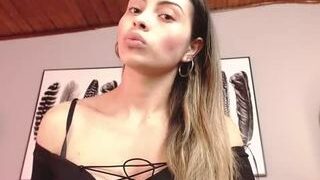 HalseyCox nude on webcam in her Live Sex Chat Room