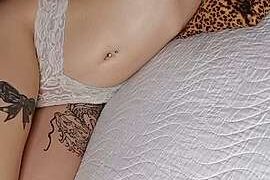 Jartiyerlibabe naked stripping on cam for live sex video chat