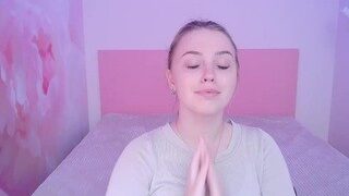 kisannatoms nude on webcam in her Live Sex Chat Room