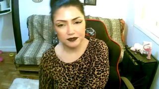 Madamlucy naked stripping on cam for live sex video chat