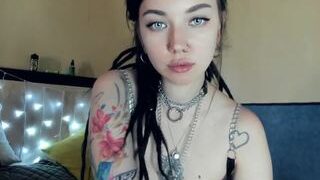 miamoons nude on webcam in her Live Sex Chat Room