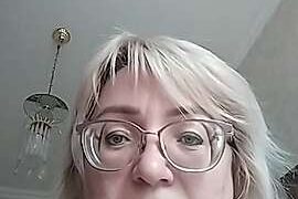 milasuper naked stripping on cam for live sex video chat