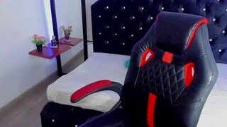 pervertlykloe nude on webcam in her Live Sex Chat Room