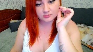 RedMinx nude on webcam in her Live Sex Chat Room