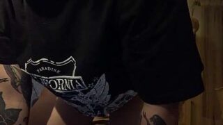 roropeque naked stripping on cam for live sex video chat