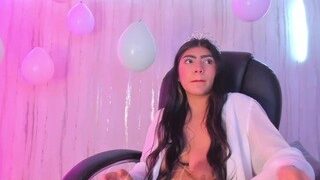 V, αℓ nude on webcam in her Live Sex Chat Room