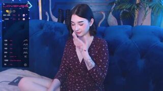 bunny-wings naked stripping on cam for live sex video chat