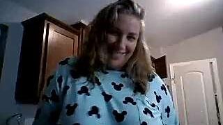 Canadian_BBW naked stripping on cam for live sex video chat