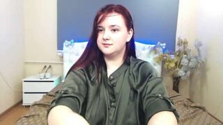 GabbySmol naked stripping on cam for live sex video chat