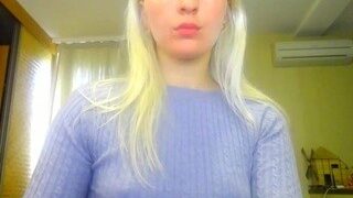 GiaBlum nude on webcam in her Live Sex Chat Room