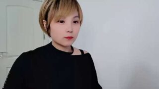 Jacqueline-c naked stripping on cam for live sex video chat