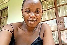 BOOTYFUL-LOVE naked stripping on cam for live sex video chat