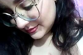Dara-Fox naked stripping on cam for live sex video chat
