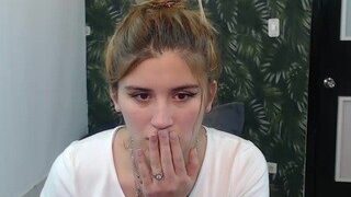 ?, ?EVEE?? nude on webcam in her Live Sex Chat Room