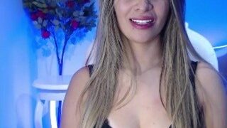 Liakrimmer-1 nude on webcam in her Live Sex Chat Room