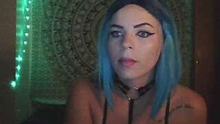 skyetaylorxx naked stripping on cam for live sex video chat