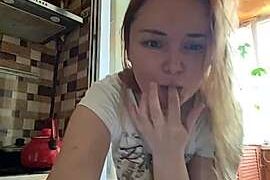 Sweeetheartt_ naked stripping on cam for live sex video chat
