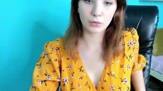 Yesseniaa nude on webcam in her Live Sex Chat Room
