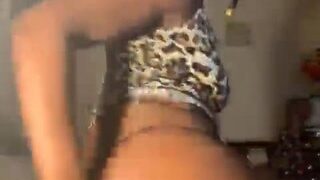 cocobaby94 nude on webcam in her Live Sex Chat Room