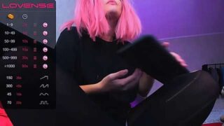 Ella_Diane naked stripping on cam for live sex video chat