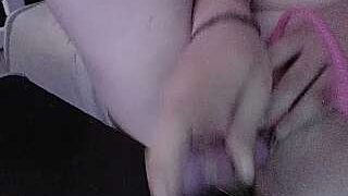 Meilina_Smith naked stripping on cam for live sex video chat