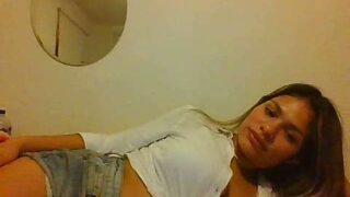 sweety_carol naked stripping on cam for live sex video chat