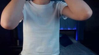 AilleenBryant naked stripping on cam for live sex video chat