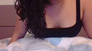 escorpion22k naked stripping on cam for live sex video chat