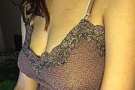 hottie-naughty naked stripping on cam for live sex video chat