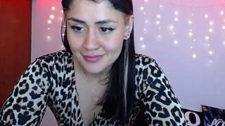 karlie_02 naked stripping on cam for live sex video chat