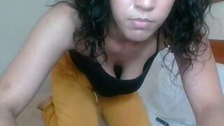 KennedyCarter naked stripping on cam for live sex video chat
