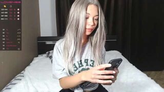 lanayaomi naked stripping on cam for live sex video chat