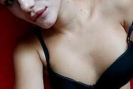 lilie_Blume naked stripping on cam for live sex video chat