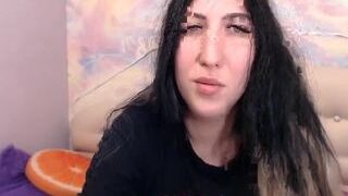 MarieJuanna nude on webcam in her Live Sex Chat Room