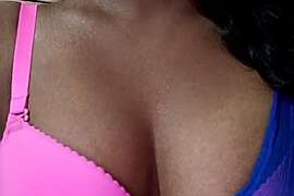 Minakchi_kor naked stripping on cam for live sex video chat