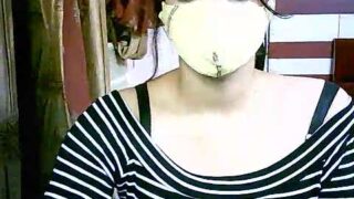 MuntahaQureshee naked stripping on cam for live sex video chat
