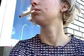 parfum_de_lilas naked stripping on cam for live sex video chat