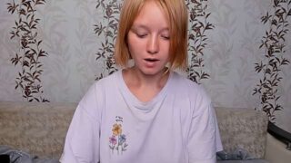 Russiangasgstergirl naked stripping on cam for live sex video chat