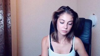 SophiaScott naked stripping on cam for live sex video chat