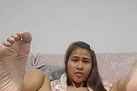 Sroythongbkk naked stripping on cam for live sex video chat